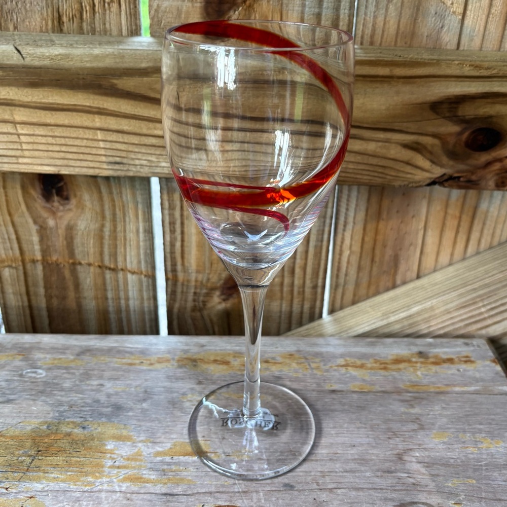 Roscher Red Swirl Stem White Wine Glass Size 16oz